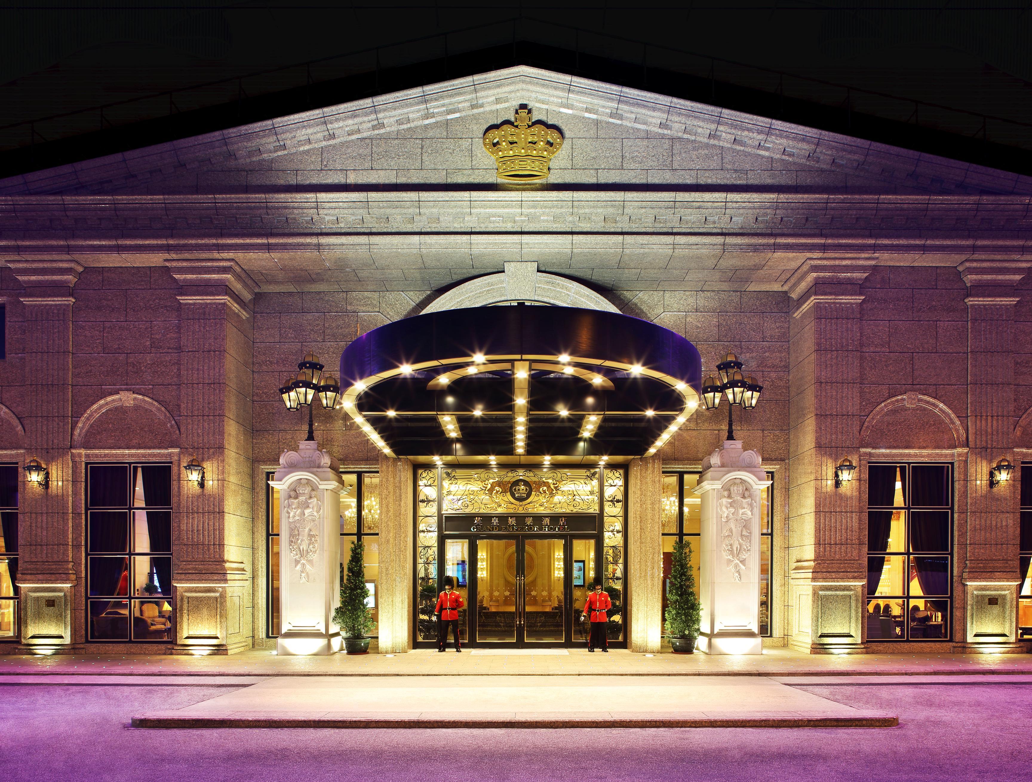 Grand Emperor Hotel Макао Екстериор снимка